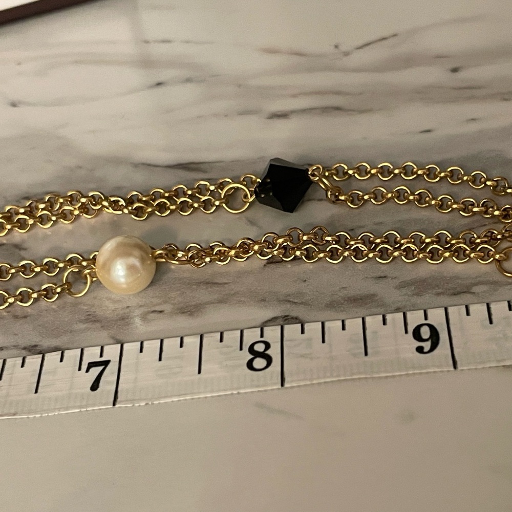 Vintage Faux Pearl and Black Geometric Bead Goldtone Necklace - Picture 7 of 9